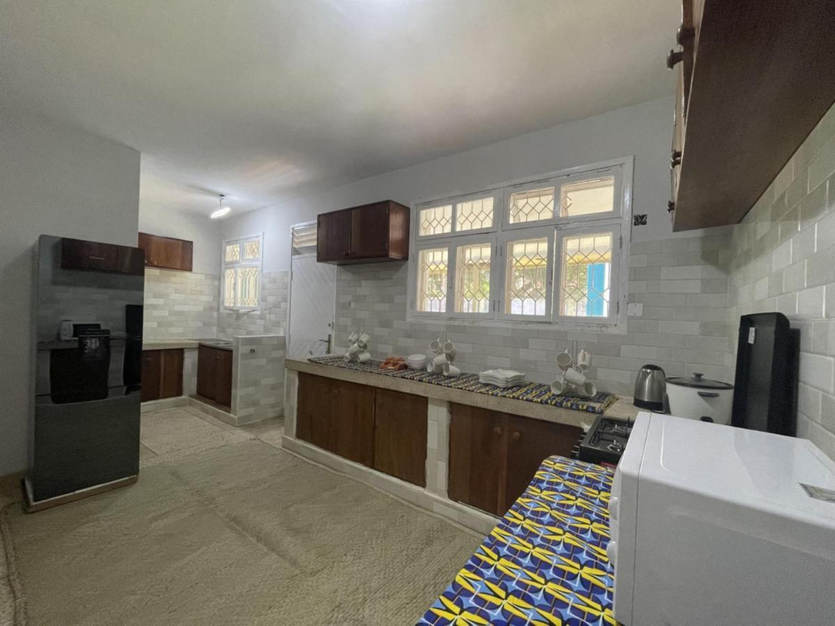 Gallivanters Hostel Νταρ ες Σαλάμ Εξωτερικό φωτογραφία